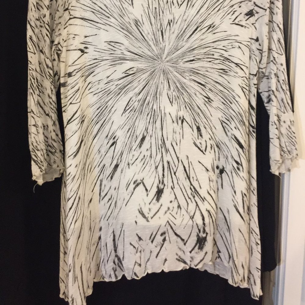 Pullover top - Picture 2 of 2